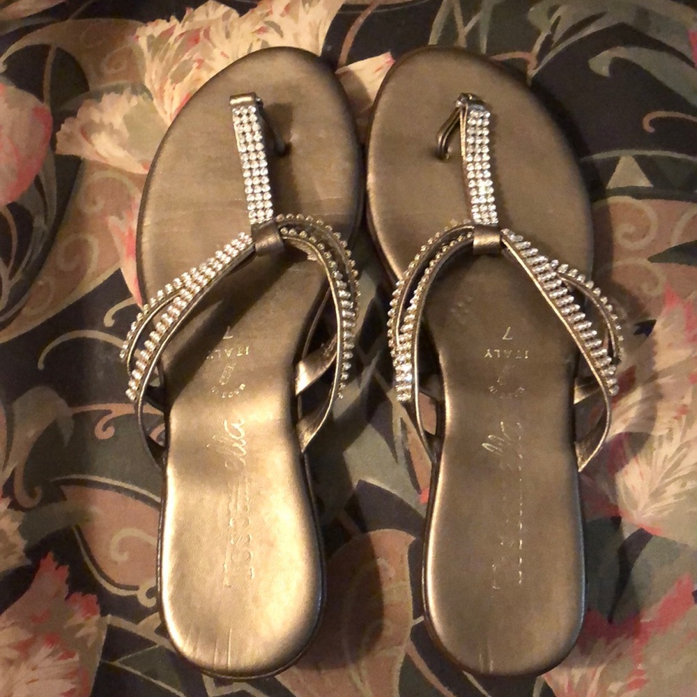 Women’s shoes